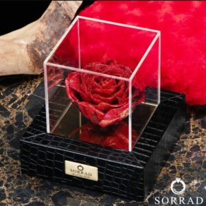 باکس چرمی گل / گل های قرمز
