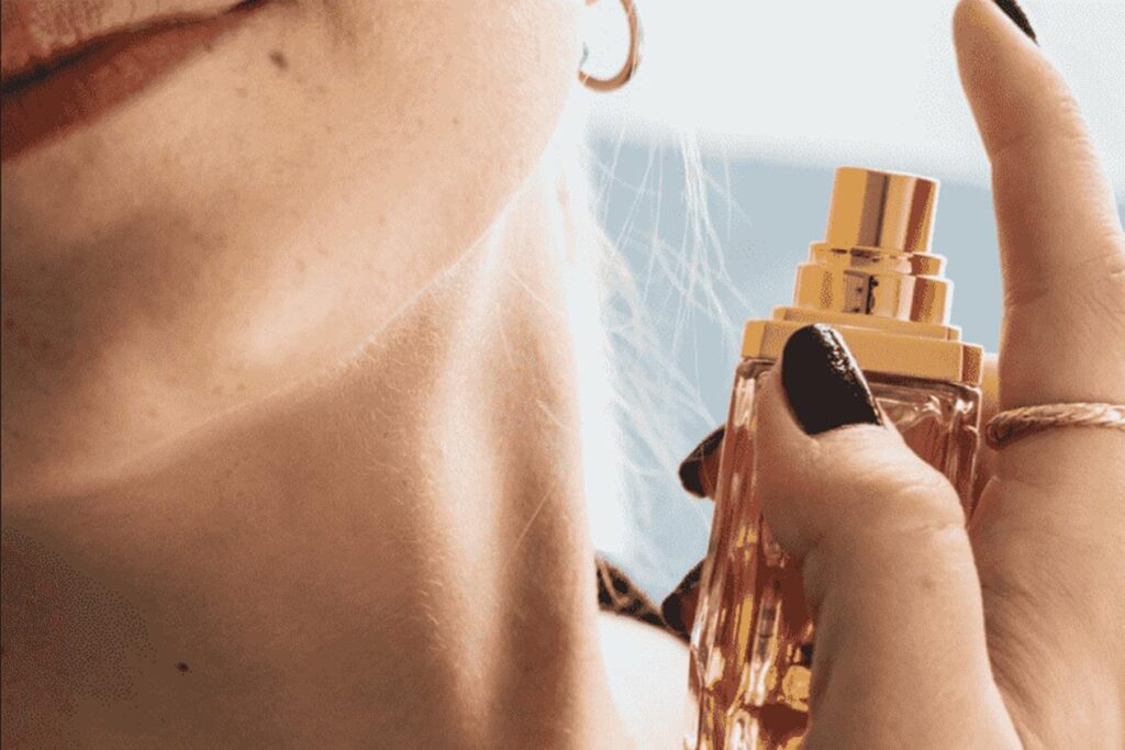 عطر پاییزی زنانه